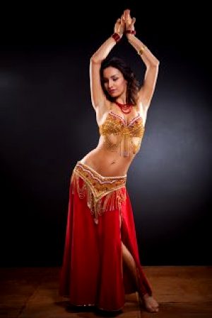 belly dancer in harem pants